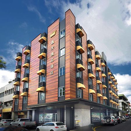 Kingwood Boutique Hotel Мири Экстерьер фото